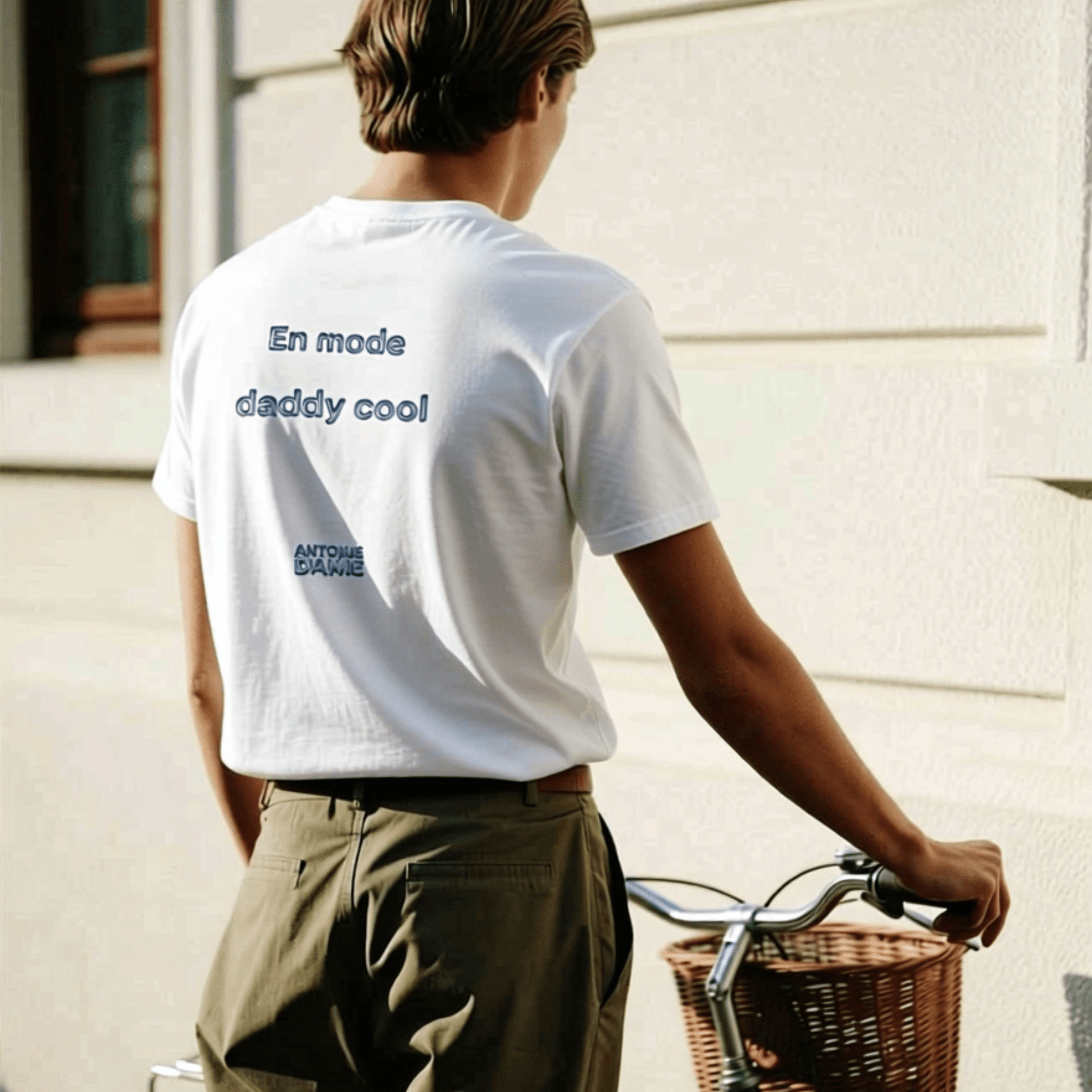 "EN MODE DADDY COOL" Embroidered T-shirt - Antoine D'Amie