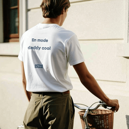 "EN MODE DADDY COOL" Embroidered T-shirt - Antoine D'Amie